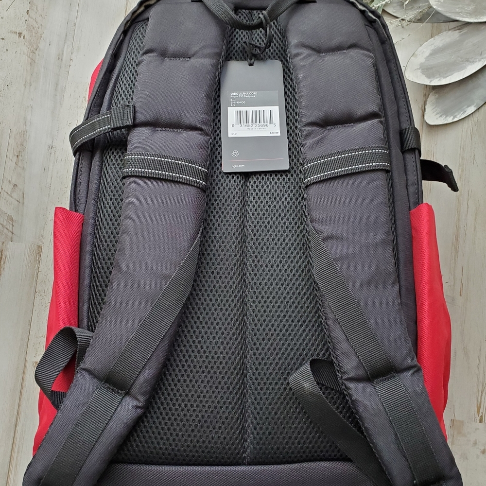 Ogio Backpack - Picture 3 of 4